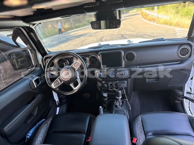 Big with watermark jeep wrangler taraz georgiyev 6267