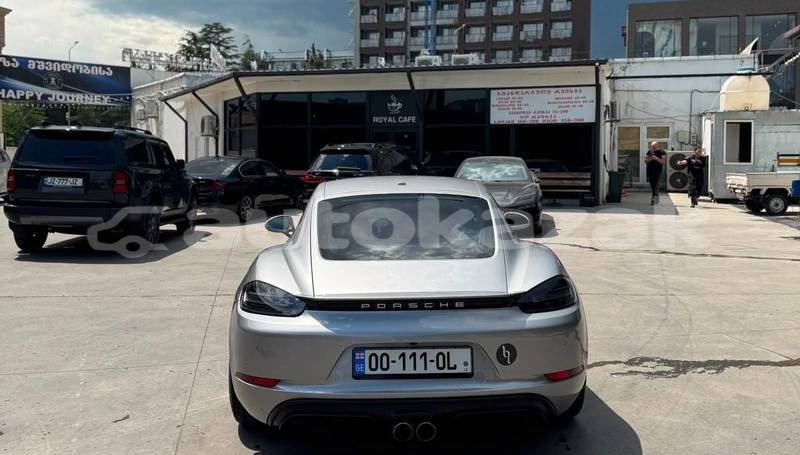 Big with watermark porsche cayman taraz georgiyev 6276