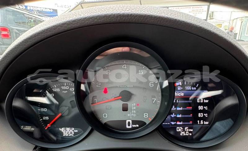 Big with watermark porsche cayman taraz georgiyev 6276