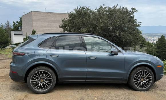 Buy Used Porsche Cayenne Blue Car in Georgiyev in Taraz Buy Used Porsche Cayenne Blue Car in Georgiyev in Taraz