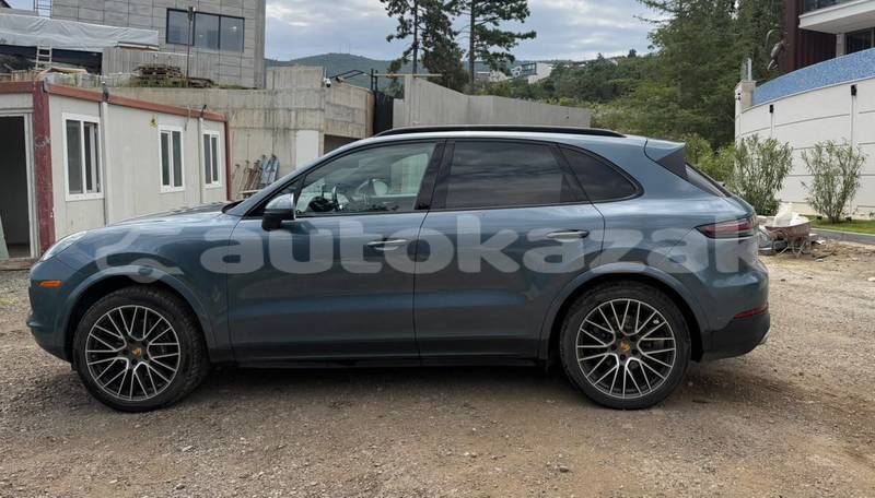 Big with watermark porsche cayenne taraz georgiyev 6281