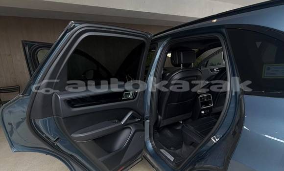 Buy Used Porsche Cayenne Blue Car in Georgiyev in Taraz Buy Used Porsche Cayenne Blue Car in Georgiyev in Taraz