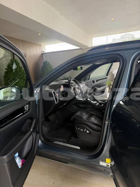 Big with watermark porsche cayenne taraz georgiyev 6281