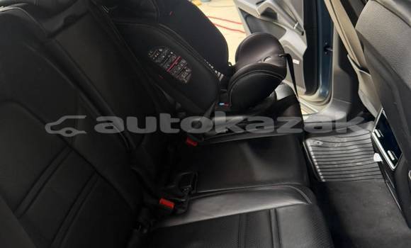 Buy Used Porsche Cayenne Blue Car in Georgiyev in Taraz Buy Used Porsche Cayenne Blue Car in Georgiyev in Taraz