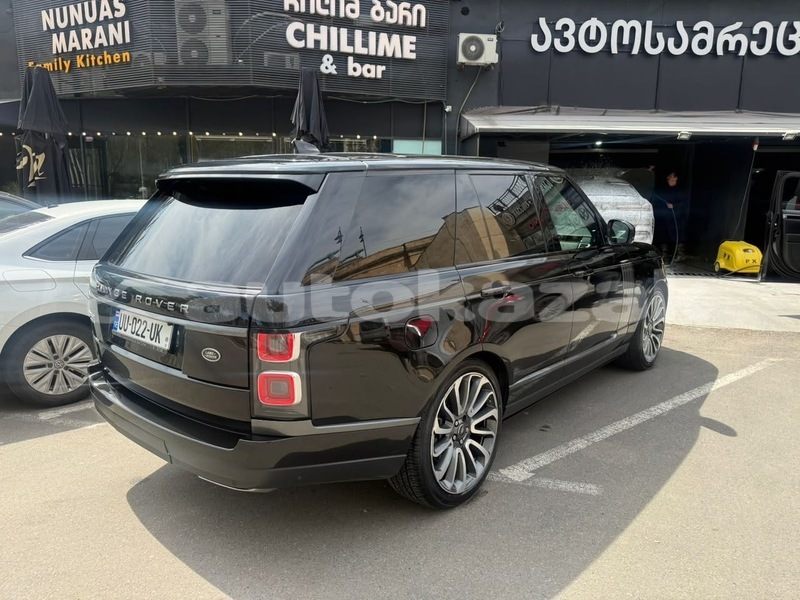 Big with watermark land rover range rover vogue taraz georgiyev 6293