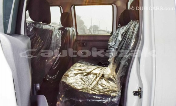 Buy Import Nissan NP 300 White Car in Import - Dubai in Akmecet Buy Import Nissan NP 300 White Car in Import - Dubai in Akmecet