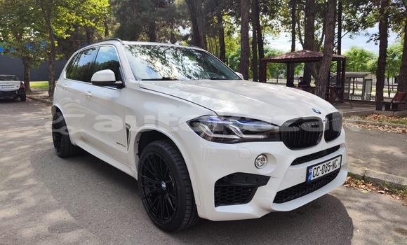 Buy Used BMW X5 White Car in Georgiyev in Taraz Buy Used BMW X5 White Car in Georgiyev in Taraz