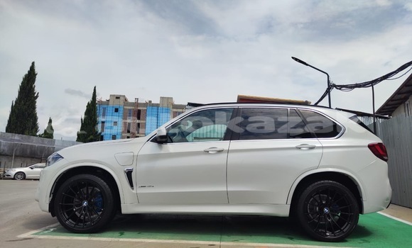 Buy Used BMW X5 White Car in Georgiyev in Taraz Buy Used BMW X5 White Car in Georgiyev in Taraz