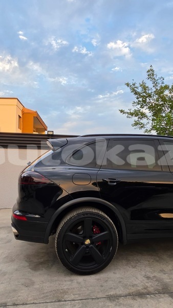 Big with watermark porsche cayenne taraz georgiyev 6302