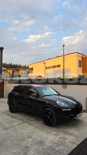 Big with watermark porsche cayenne taraz georgiyev 6302