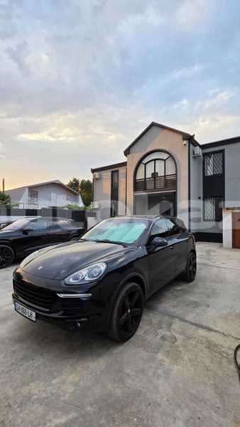 Big with watermark porsche cayenne taraz georgiyev 6302