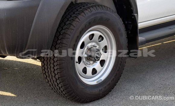 Buy Import Nissan NP 300 White Car in Import - Dubai in Akmecet Buy Import Nissan NP 300 White Car in Import - Dubai in Akmecet