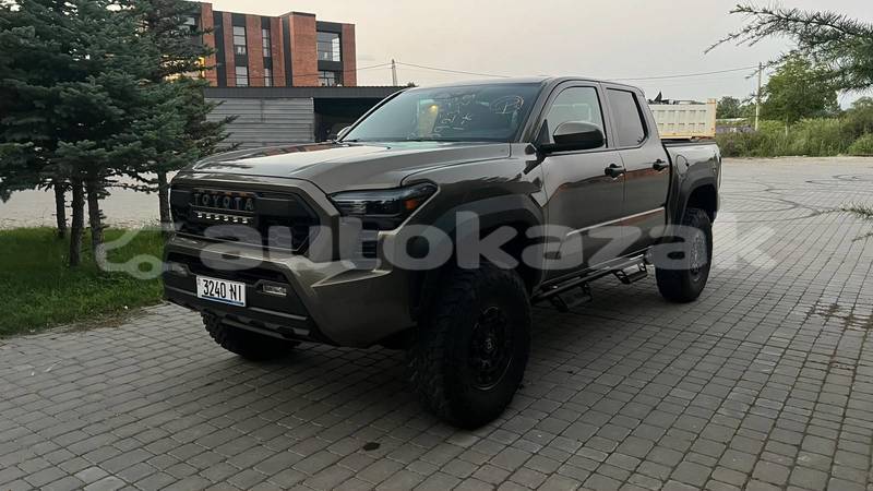 Big with watermark toyota tacoma taraz georgiyev 6311