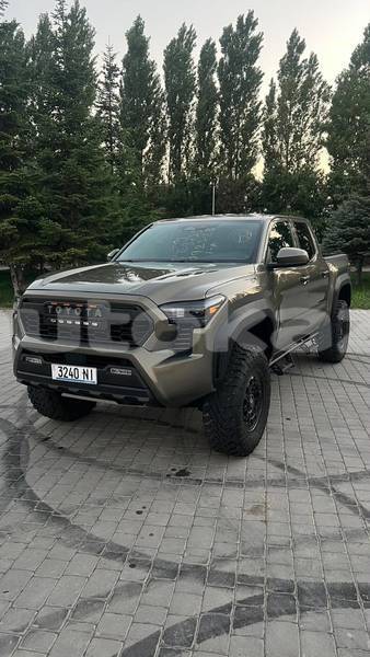 Big with watermark toyota tacoma taraz georgiyev 6311
