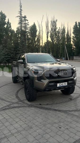 Big with watermark toyota tacoma taraz georgiyev 6311