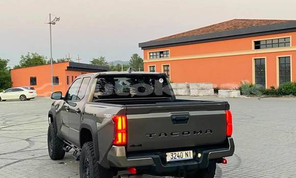 Buy Used Toyota Tacoma Brown Car in Georgiyev in Taraz Buy Used Toyota Tacoma Brown Car in Georgiyev in Taraz