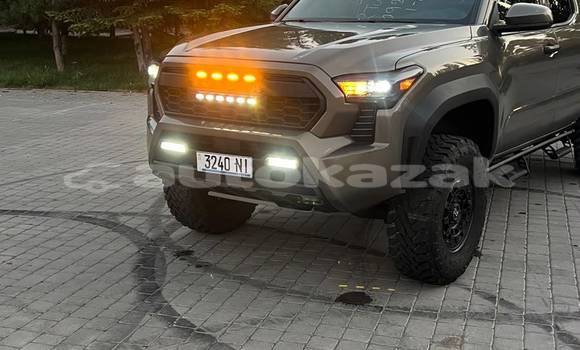 Buy Used Toyota Tacoma Brown Car in Georgiyev in Taraz Buy Used Toyota Tacoma Brown Car in Georgiyev in Taraz