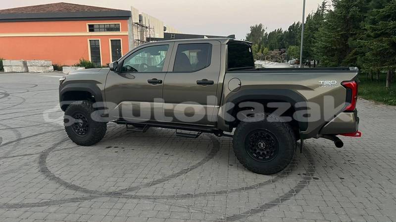 Big with watermark toyota tacoma taraz georgiyev 6311