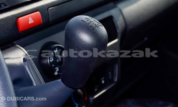 Buy Import Toyota Hiace White Car in Import - Dubai in Akmecet Buy Import Toyota Hiace White Car in Import - Dubai in Akmecet