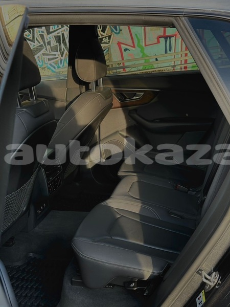 Big with watermark audi q8 taraz georgiyev 6317