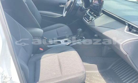 Buy Used Toyota Corolla White Car in Almaty in Almati Buy Used Toyota Corolla White Car in Almaty in Almati