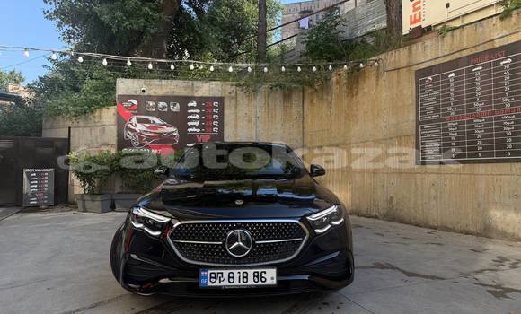 Buy Used Mercedes-Benz E200 Black Car in Georgiyev in Taraz Buy Used Mercedes-Benz E200 Black Car in Georgiyev in Taraz