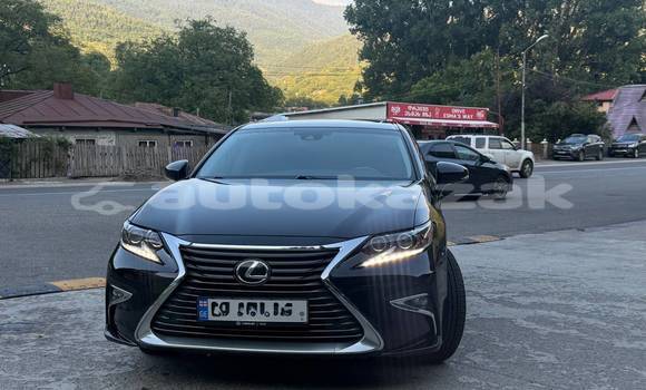 Buy Used Lexus ES Black Car in Georgiyev in Taraz