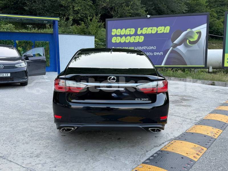 Big with watermark lexus es taraz georgiyev 6322