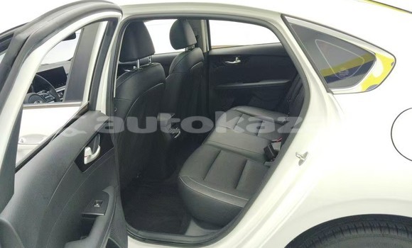 Buy Used Kia K3 White Car in Almaty in Almati Buy Used Kia K3 White Car in Almaty in Almati