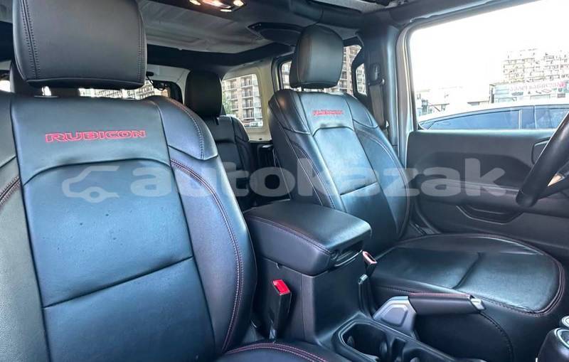 Big with watermark jeep wrangler taraz georgiyev 6329