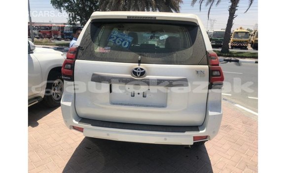 Buy Import Toyota Prado White Car in Import - Dubai in Akmecet Buy Import Toyota Prado White Car in Import - Dubai in Akmecet