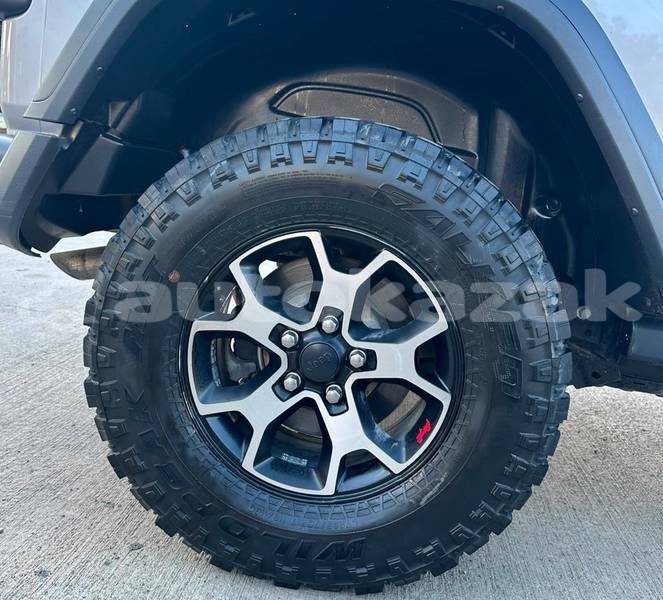 Big with watermark jeep wrangler taraz georgiyev 6329