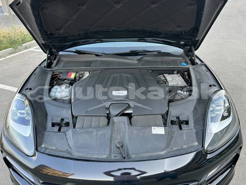 Big with watermark porsche cayenne taraz georgiyev 6340