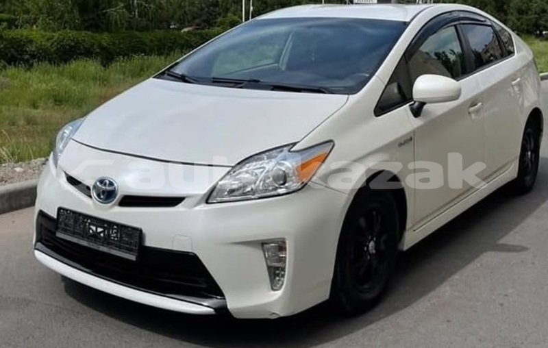 Big with watermark toyota prius karagandi aktau 6342