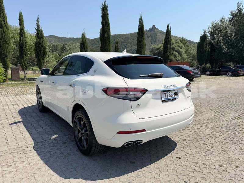 Big with watermark maserati levante taraz georgiyev 6346