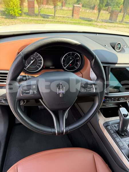 Big with watermark maserati levante taraz georgiyev 6346