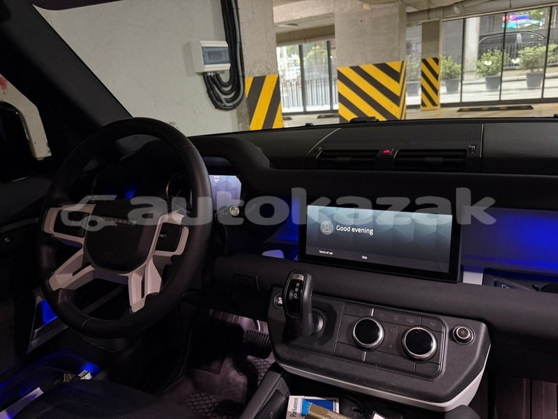 Big with watermark land rover defender taraz georgiyev 6351