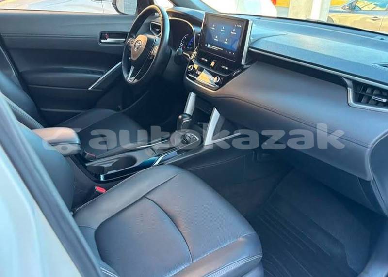 Big with watermark toyota corolla cross karagandi aktau 6355