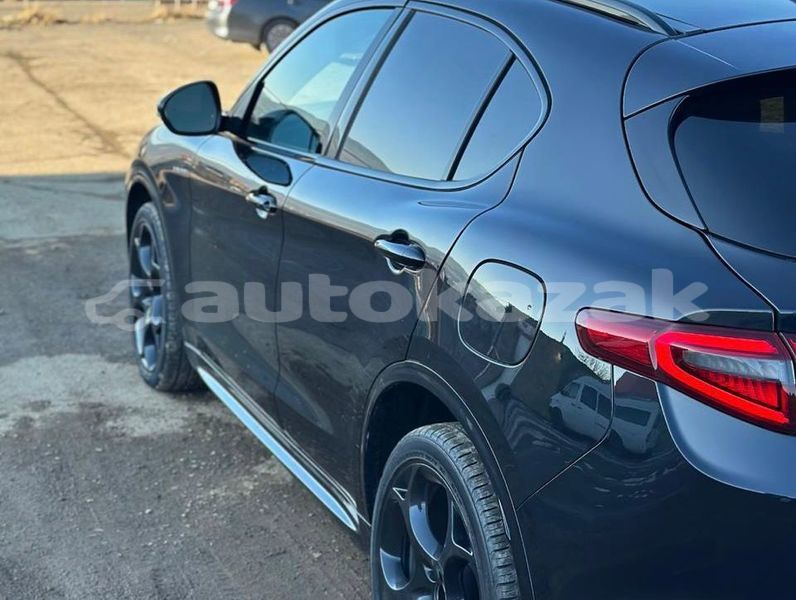 Big with watermark alfa romeo stelvio taraz georgiyev 6369