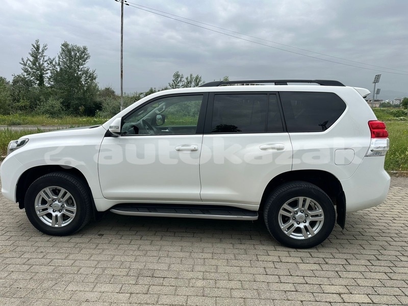 Big with watermark toyota land cruiser prado taraz georgiyev 6371