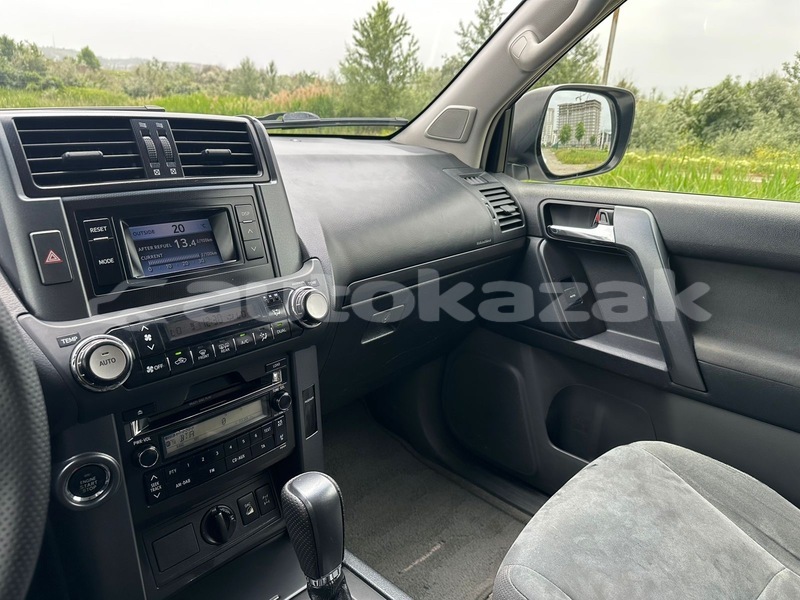 Big with watermark toyota land cruiser prado taraz georgiyev 6371