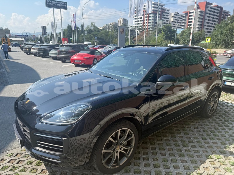 Big with watermark porsche cayenne taraz georgiyev 6373