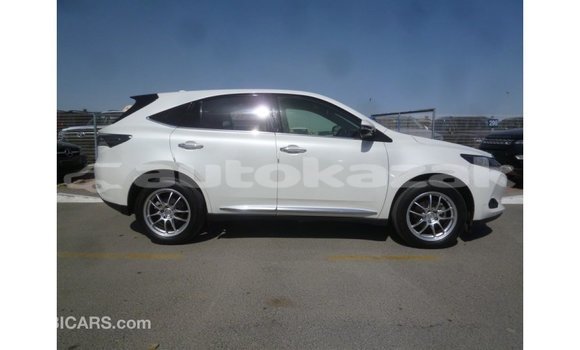 Buy Import Toyota Harrier White Car in Import - Dubai in Akmecet Buy Import Toyota Harrier White Car in Import - Dubai in Akmecet