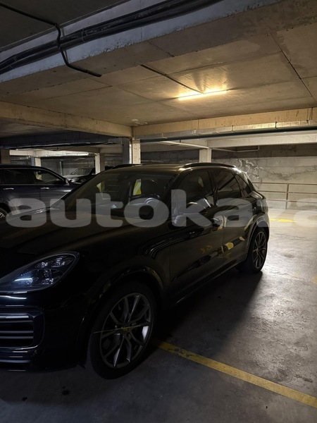 Big with watermark porsche cayenne taraz georgiyev 6373