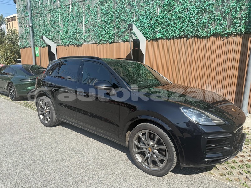 Big with watermark porsche cayenne taraz georgiyev 6373