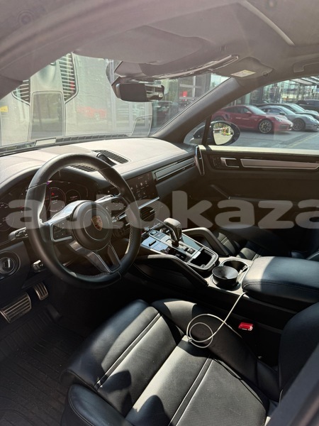 Big with watermark porsche cayenne taraz georgiyev 6373
