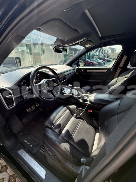 Big with watermark porsche cayenne taraz georgiyev 6373