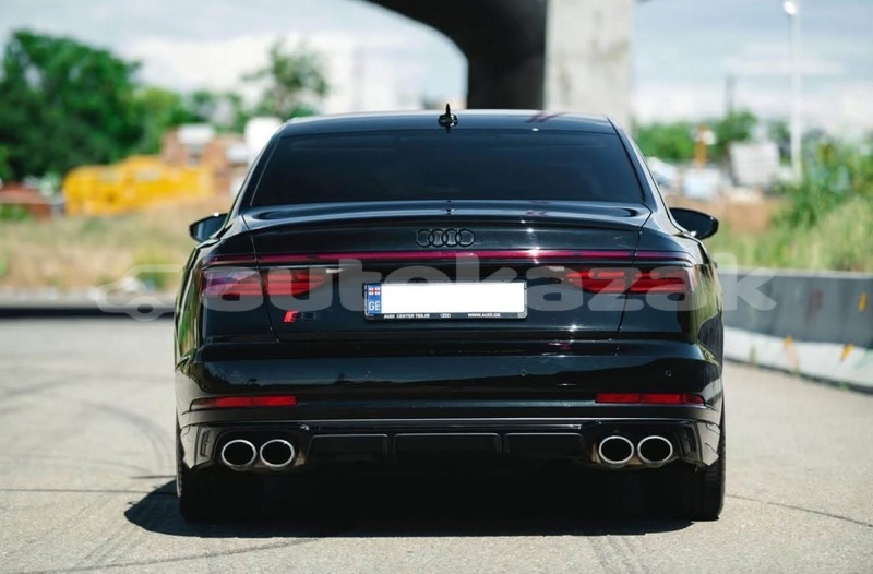 Big with watermark audi s8 taraz georgiyev 6374