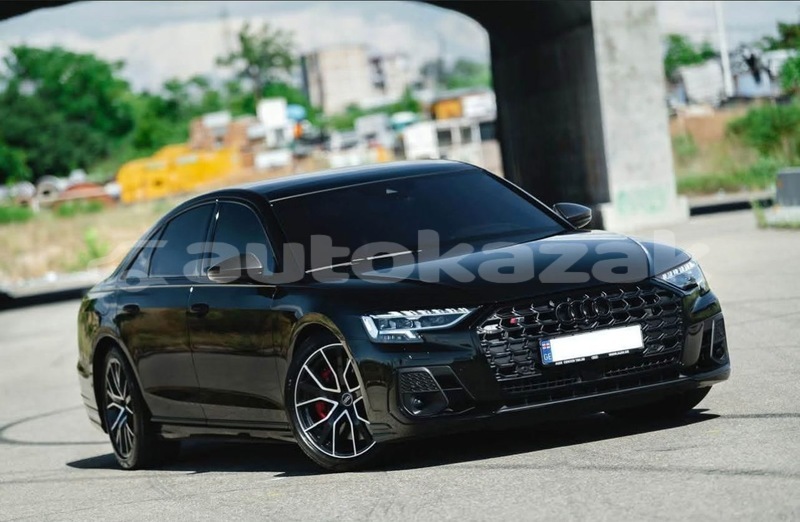 Big with watermark audi s8 taraz georgiyev 6374