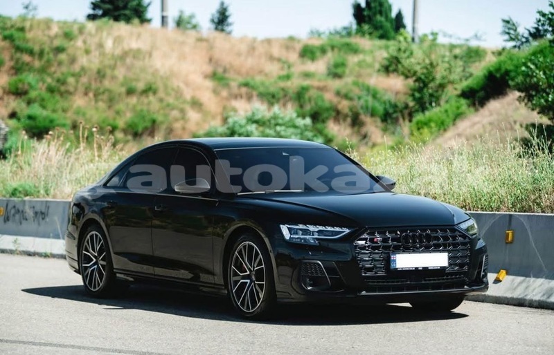 Big with watermark audi s8 taraz georgiyev 6374